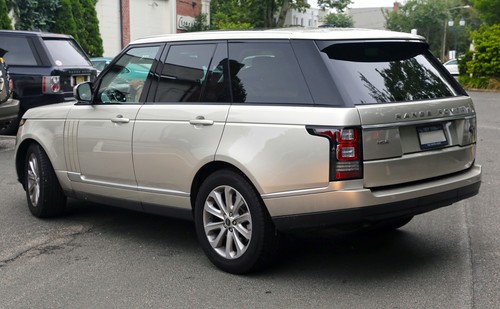 Pet world range rover sloping - range,