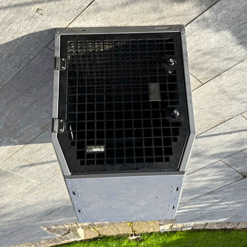 Trans bog box - trans, k9
